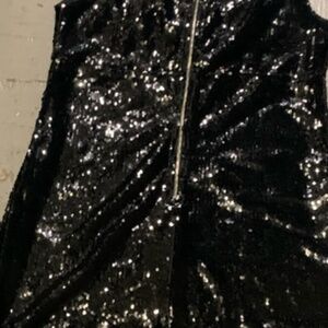 Plus Size) Black sequin dress